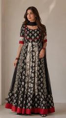 Florist Black Emb Maxi Set