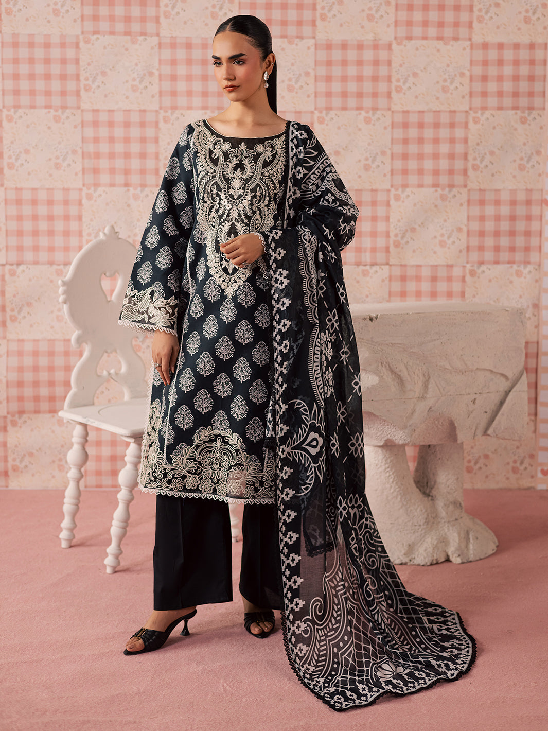 Afsana by Mahnur Embroidered Lawn Suit Unstitched 3 Piece AFS26IB AL-05 – Summer Collection