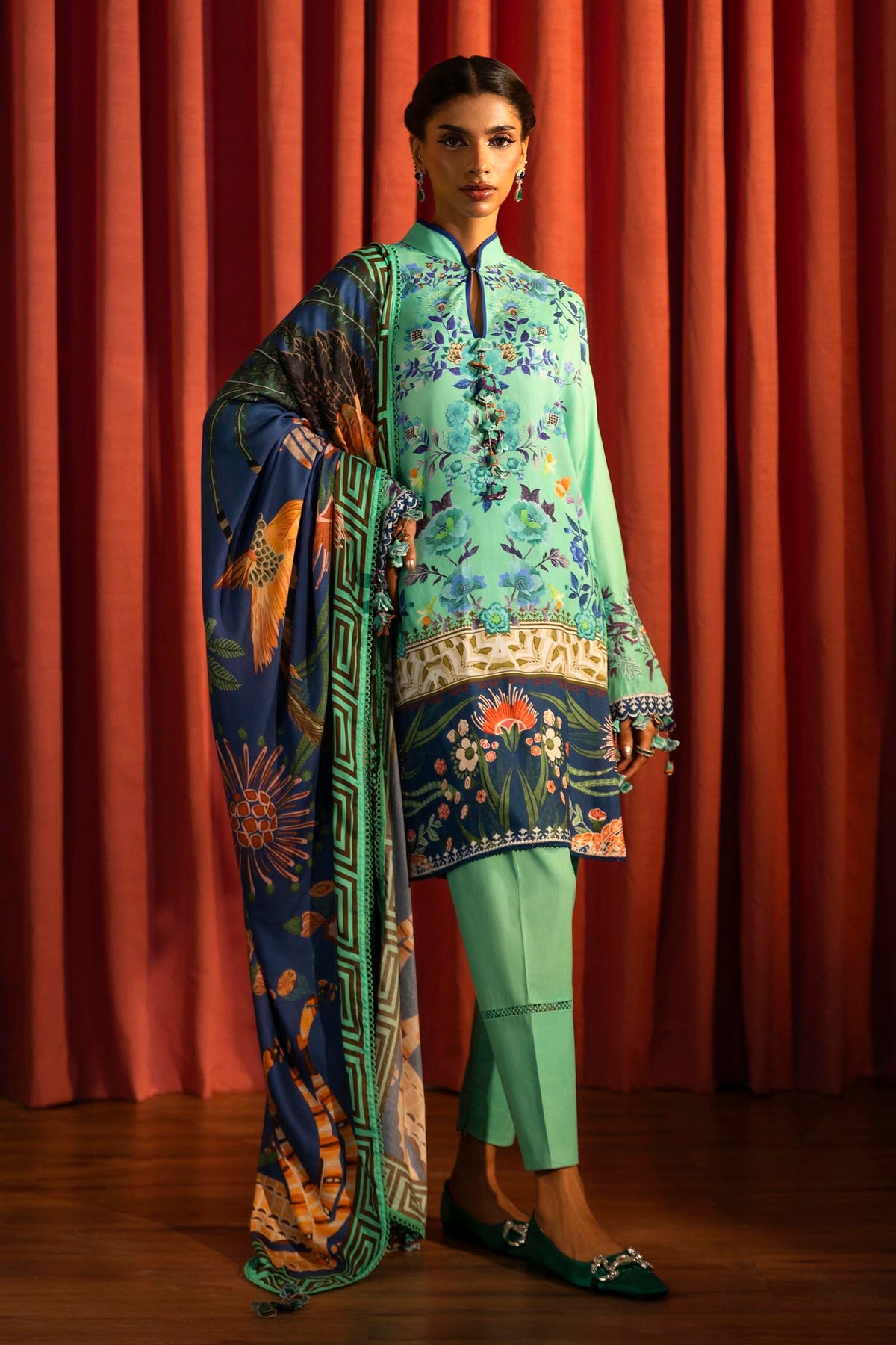 Sana Safinaz Embroidered Linen Suits Unstitched 3 Piece M243-022A-3DB – Luxury Winter Collection