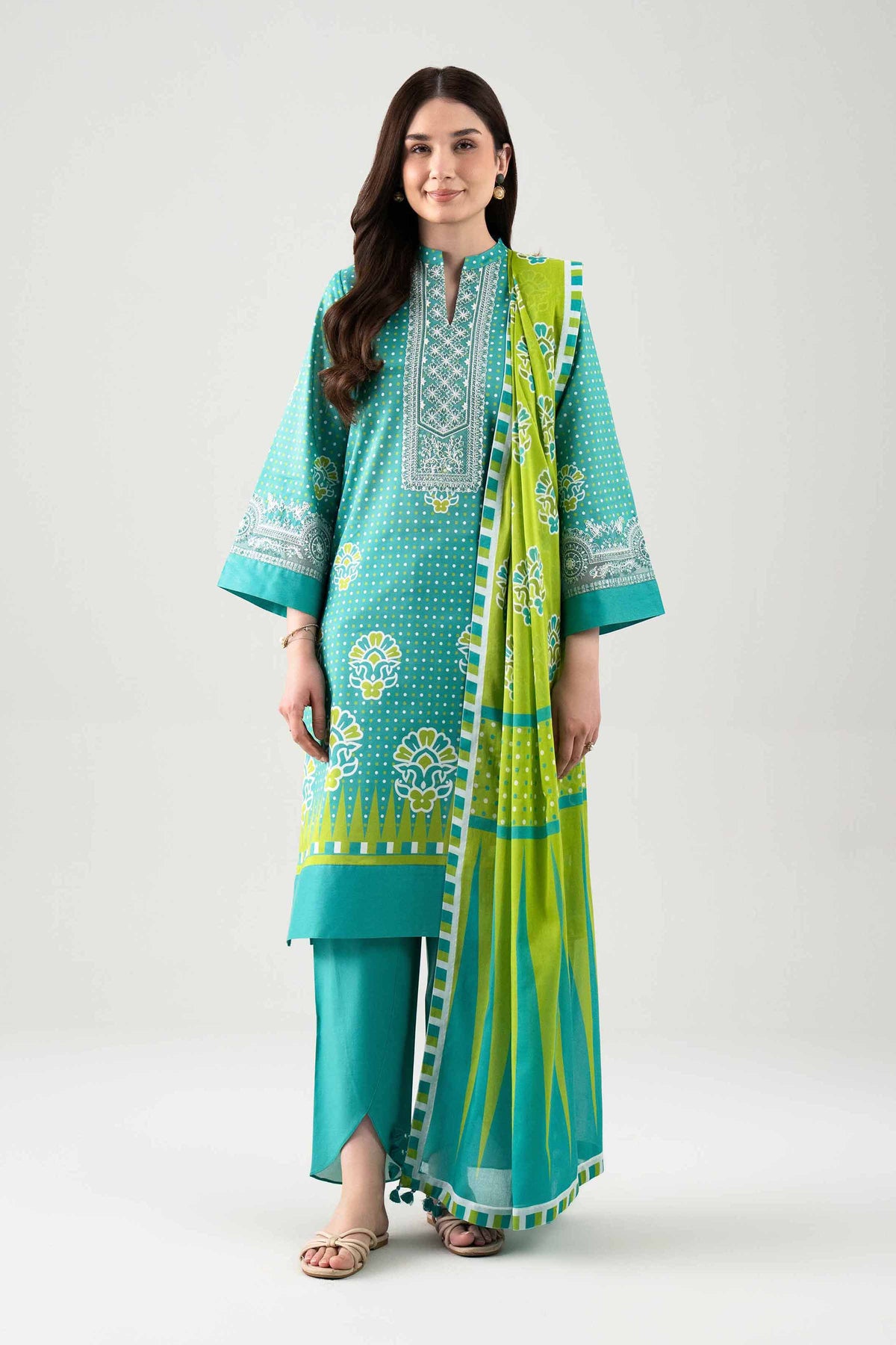 Nishat Unstitched Embroidered Lawn 3 Piece Suit – NL26-42601105 – Summer Collection