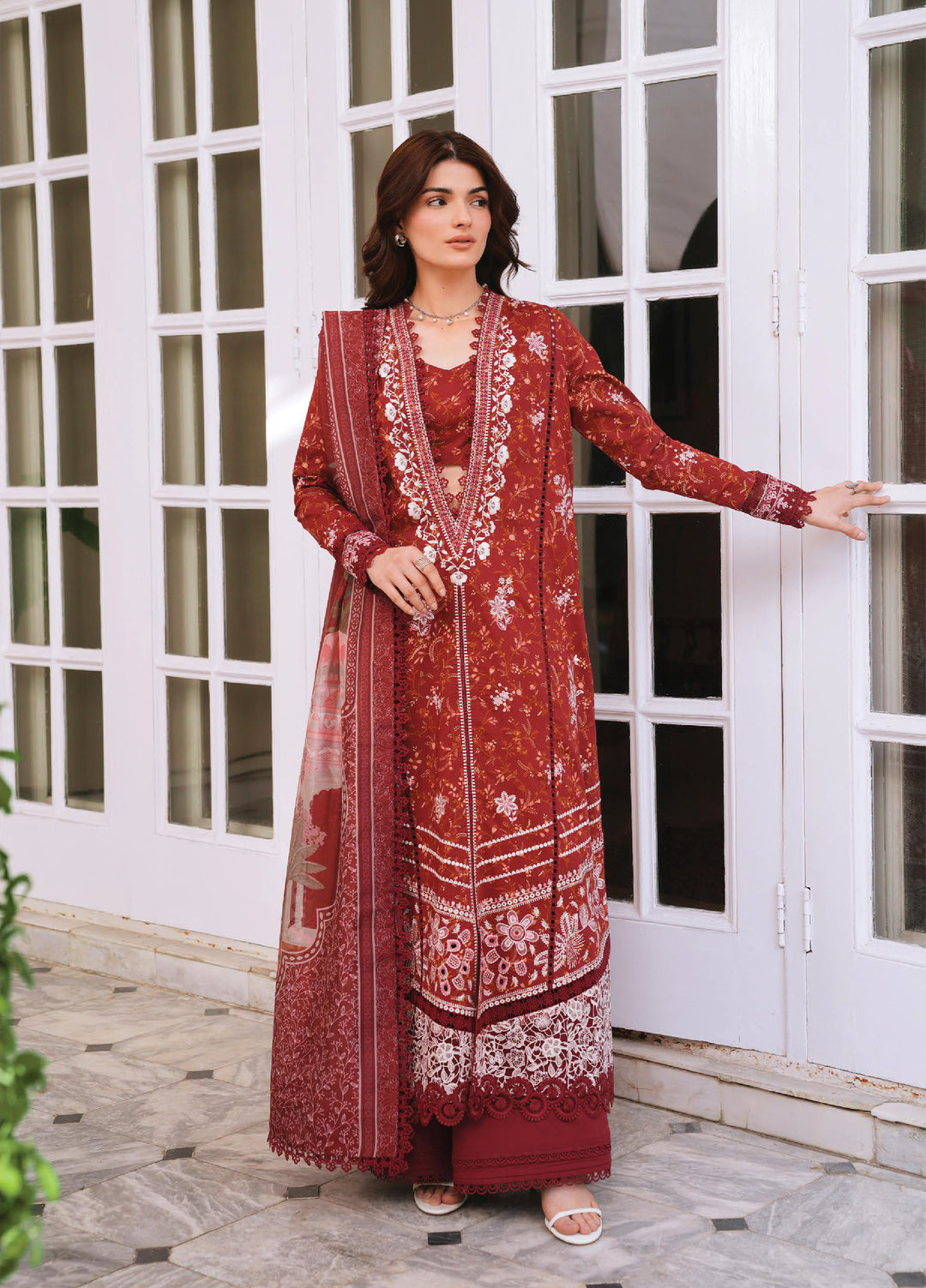 Florette by Afrozeh Unstitched Embroidered Lawn 3 Piece Suit AF26UFL D-06 ELYNDRA – Festive Collection