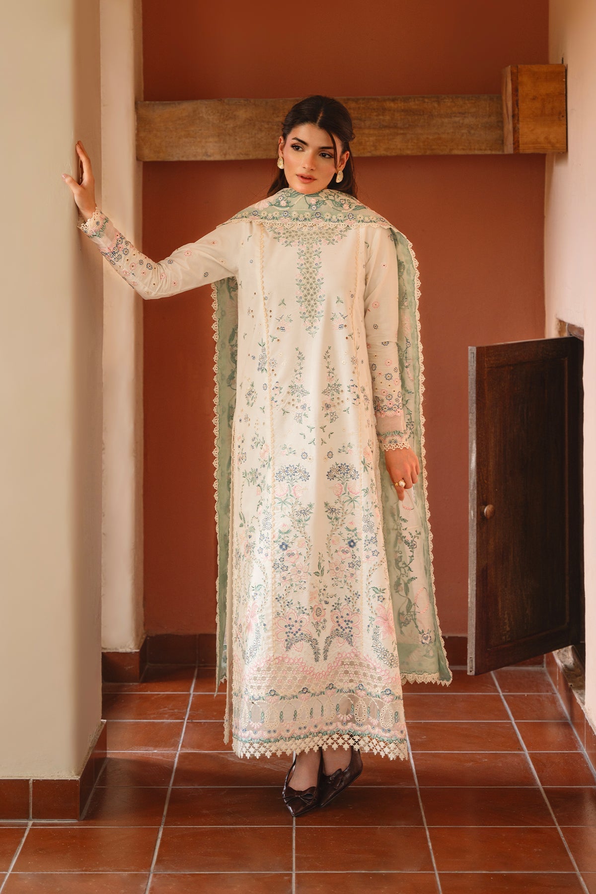 Whisper by Ayzel Unstitched Embroidered Lawn 3 Piece Suit AAF26ULW Breeze ZWU-0138-3PO – Eid Collection