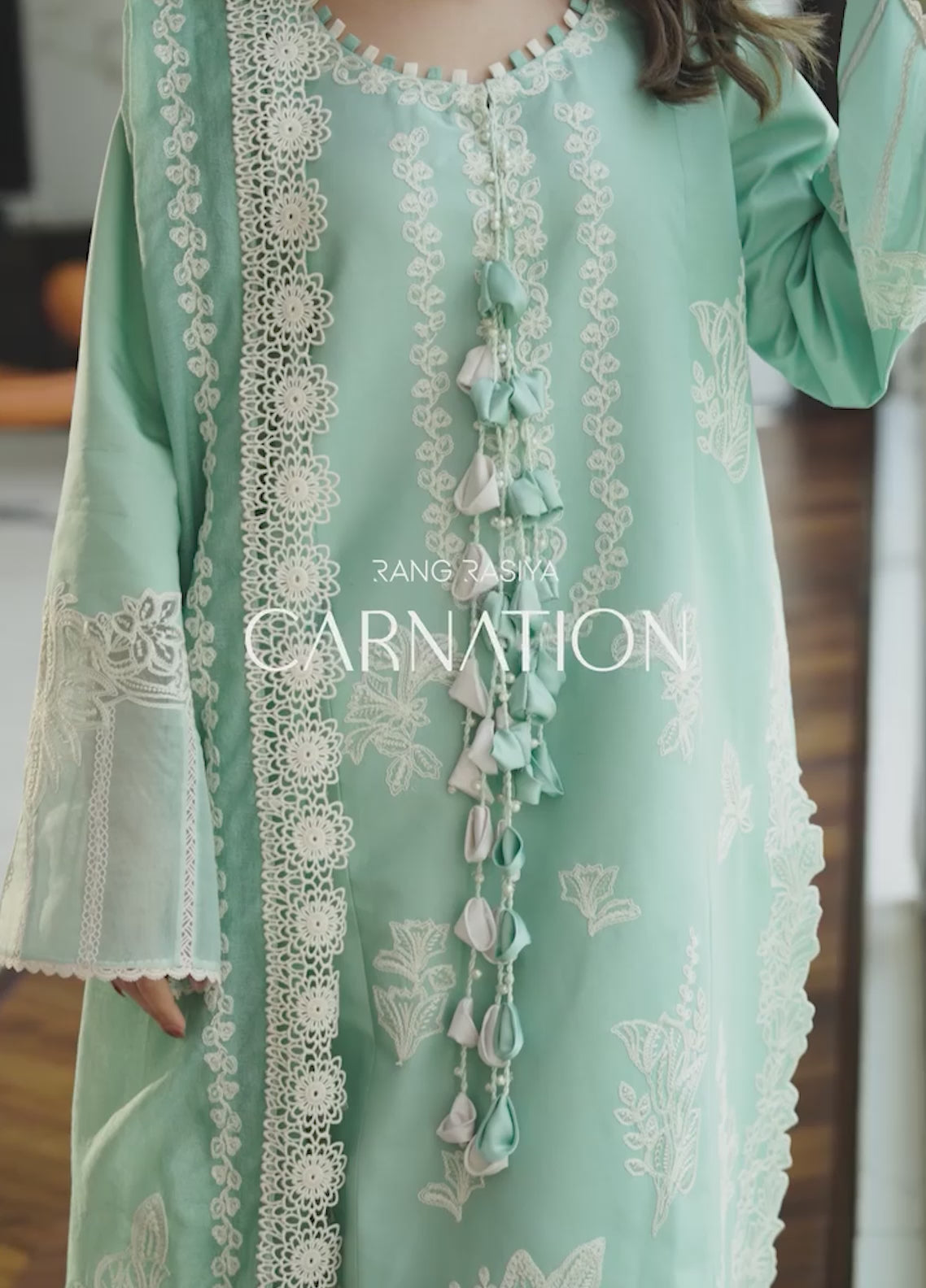 Carnation by Rang Rasiya Unstitched Embroidered Lawn 3 Piece Suit RR26UCL D15 HIBA – Eid Collection