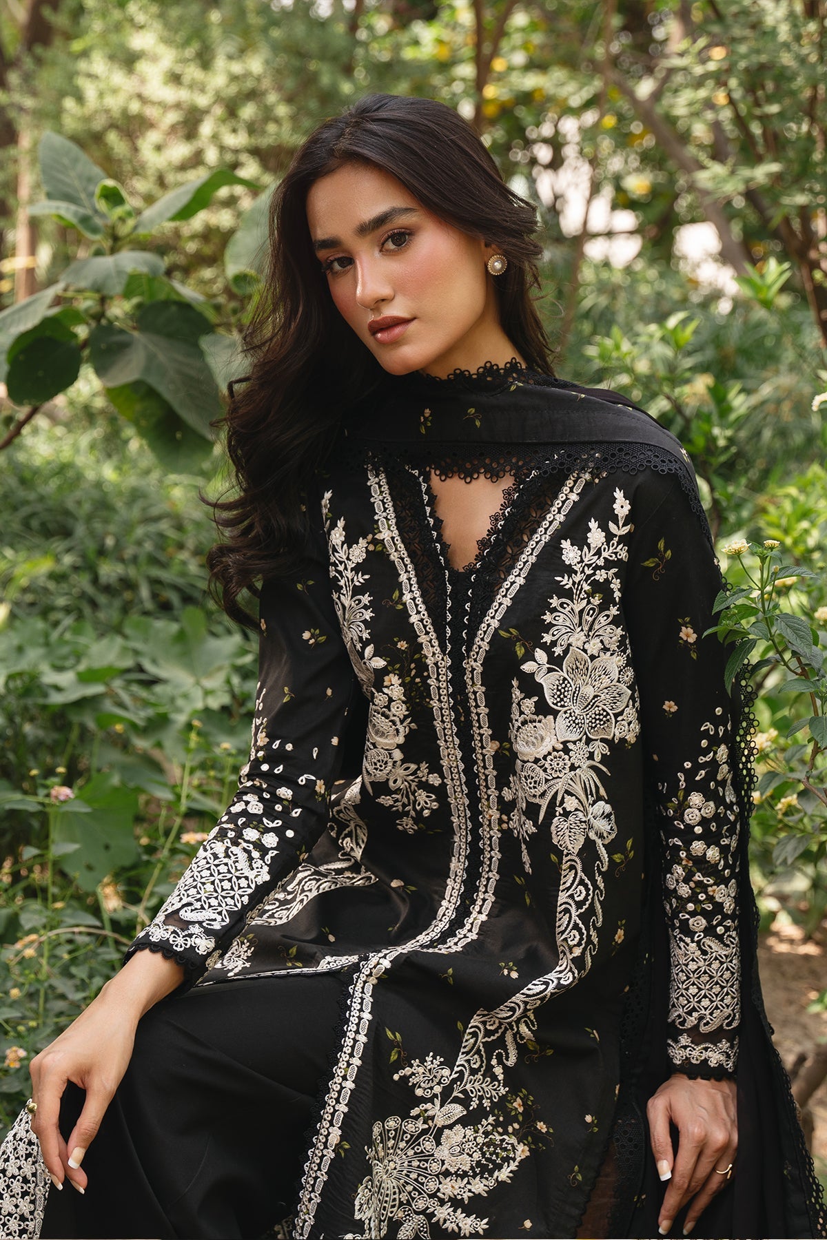 Whisper by Ayzel Unstitched Embroidered Lawn 3 Piece Suit AAF26ULW Nightveil ZWU-0135-3PO – Eid Collection