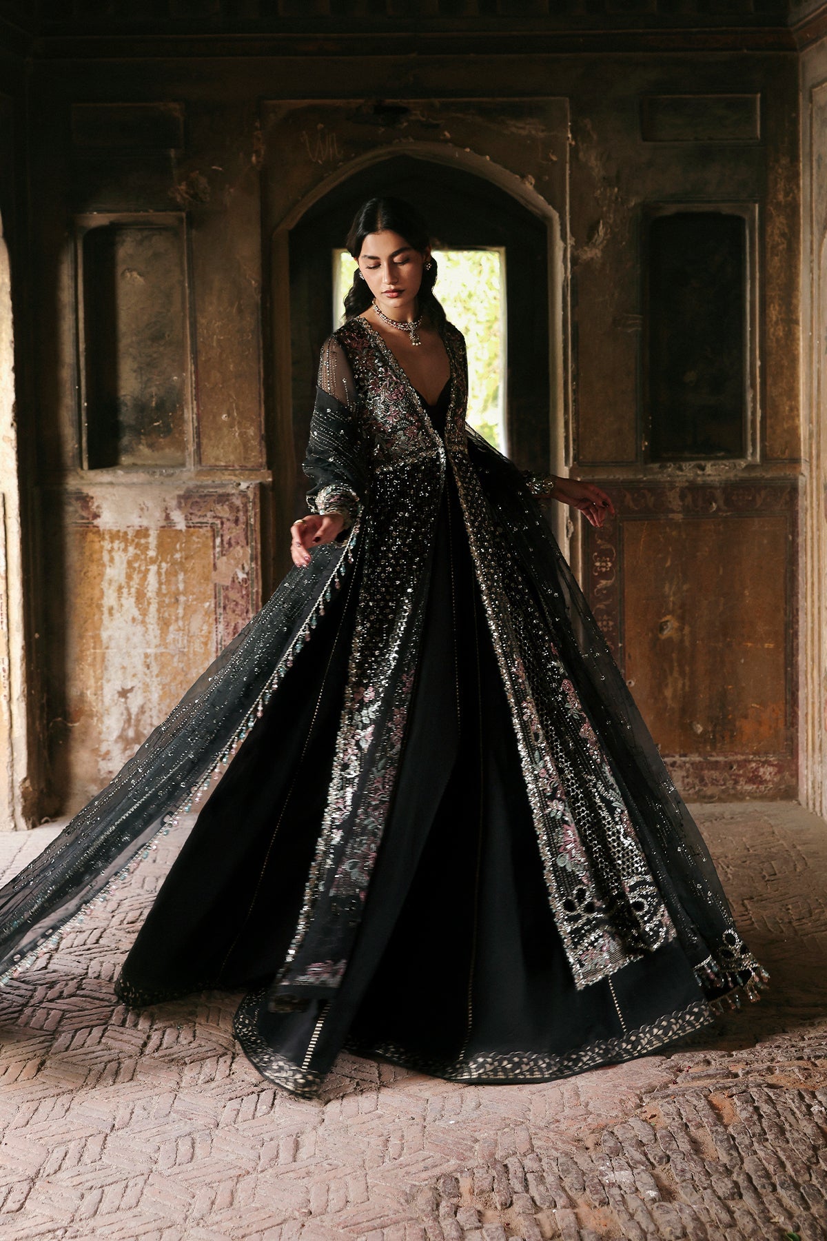 Kaashvi by Ayzel Unstitched Organza Embroidered Suits 3 Piece AAF25KW ARUSHІ AZW-25-V2-03 – Wedding Collection