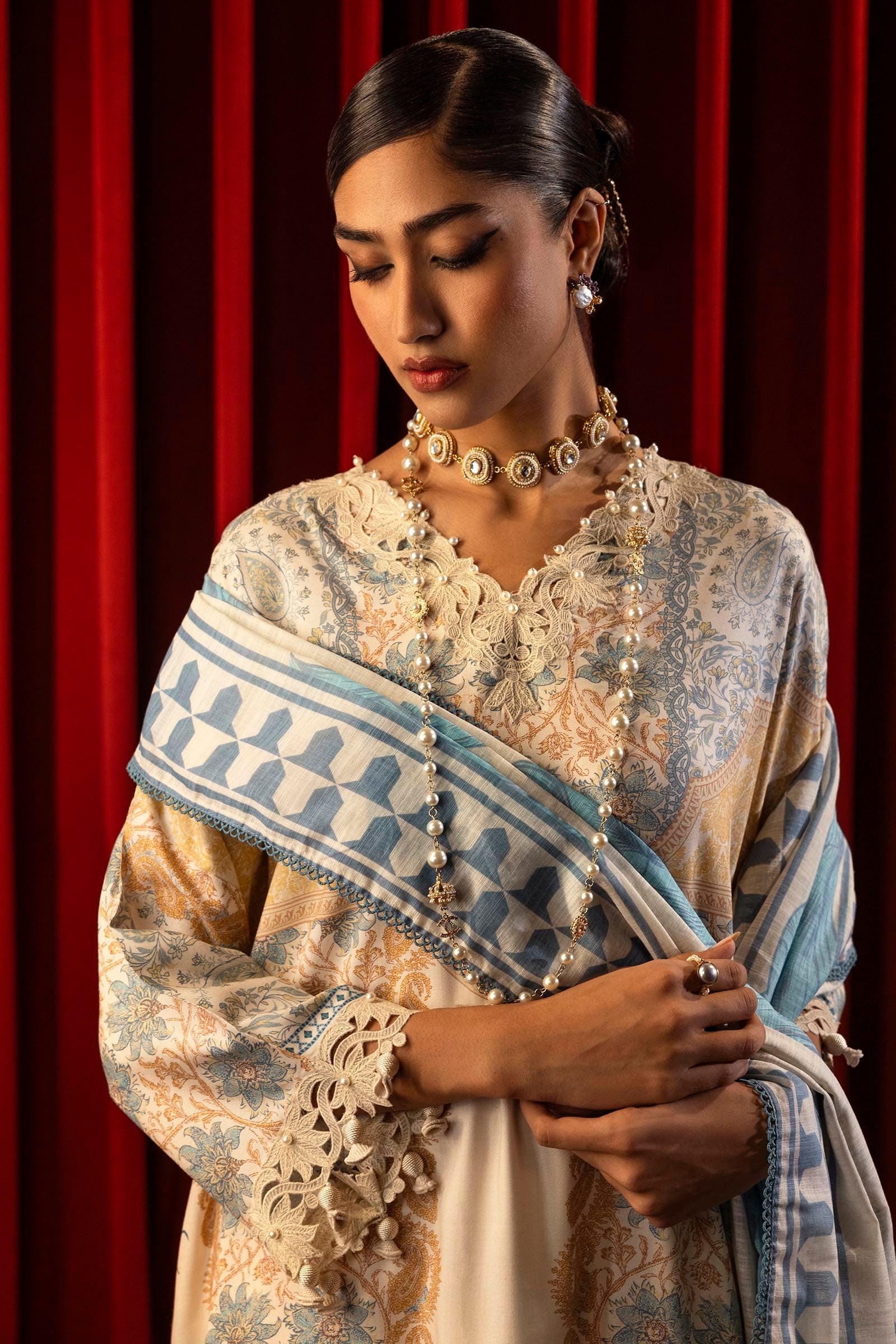 Sana Safinaz Embroidered Linen Suits Unstitched 3 Piece M243-023A-3CQ – Luxury Winter Collection