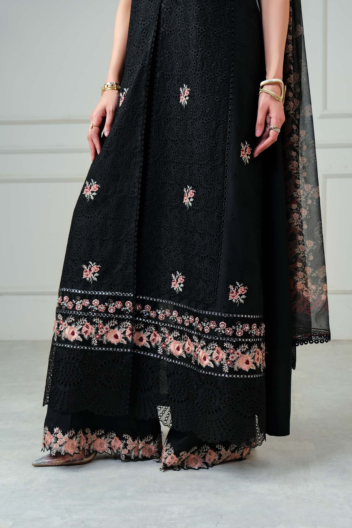 Noor by Saadia Asad Unstitched Embroidered Luxury Lawn 3 Piece Suit SA26UNL D5B-LUNAIRA – Eid Collection
