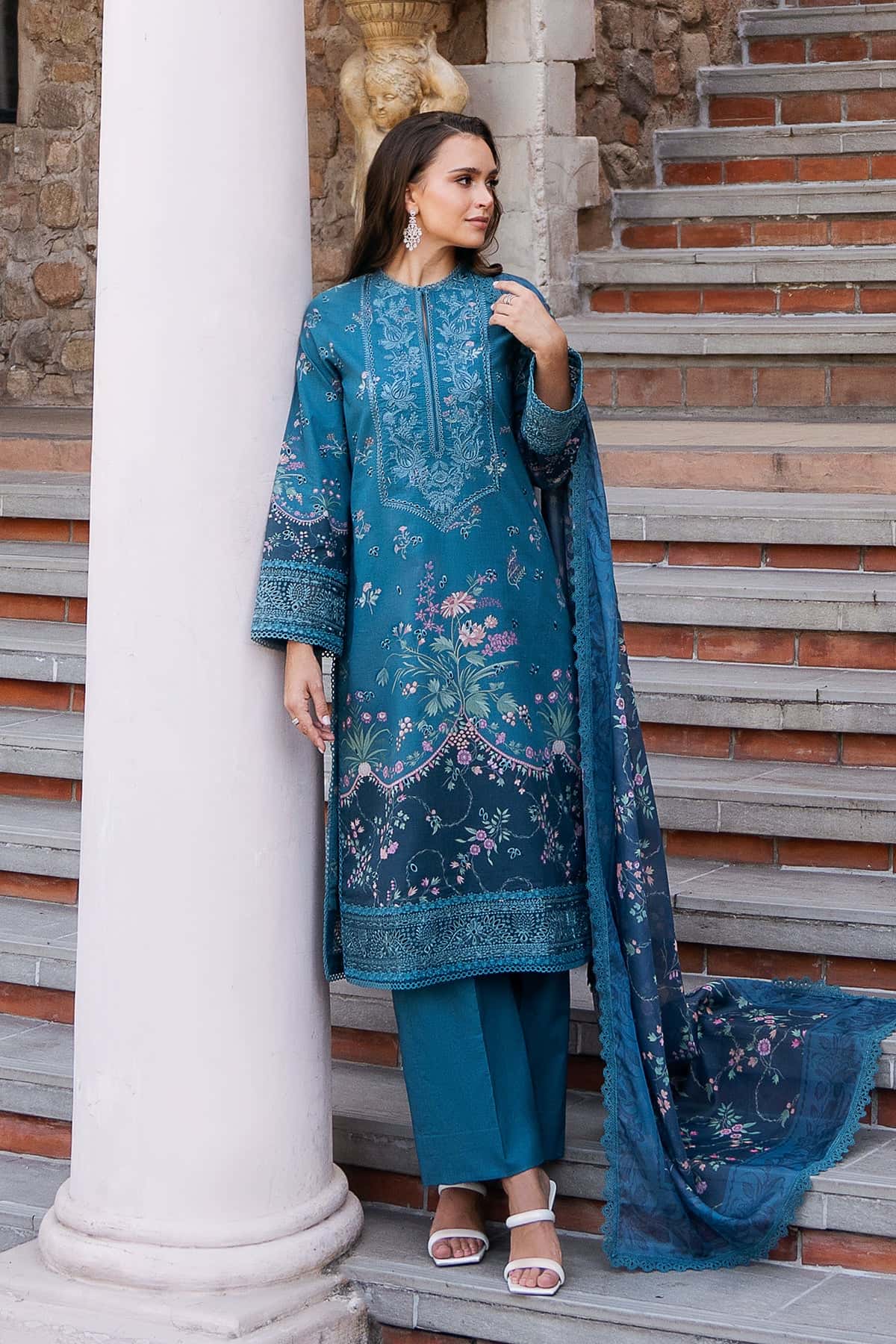 Afrozeh Embroidered Lawn Suit Unstitched 3 Piece AF25DH D-05 Rosheen B – Summer Collection