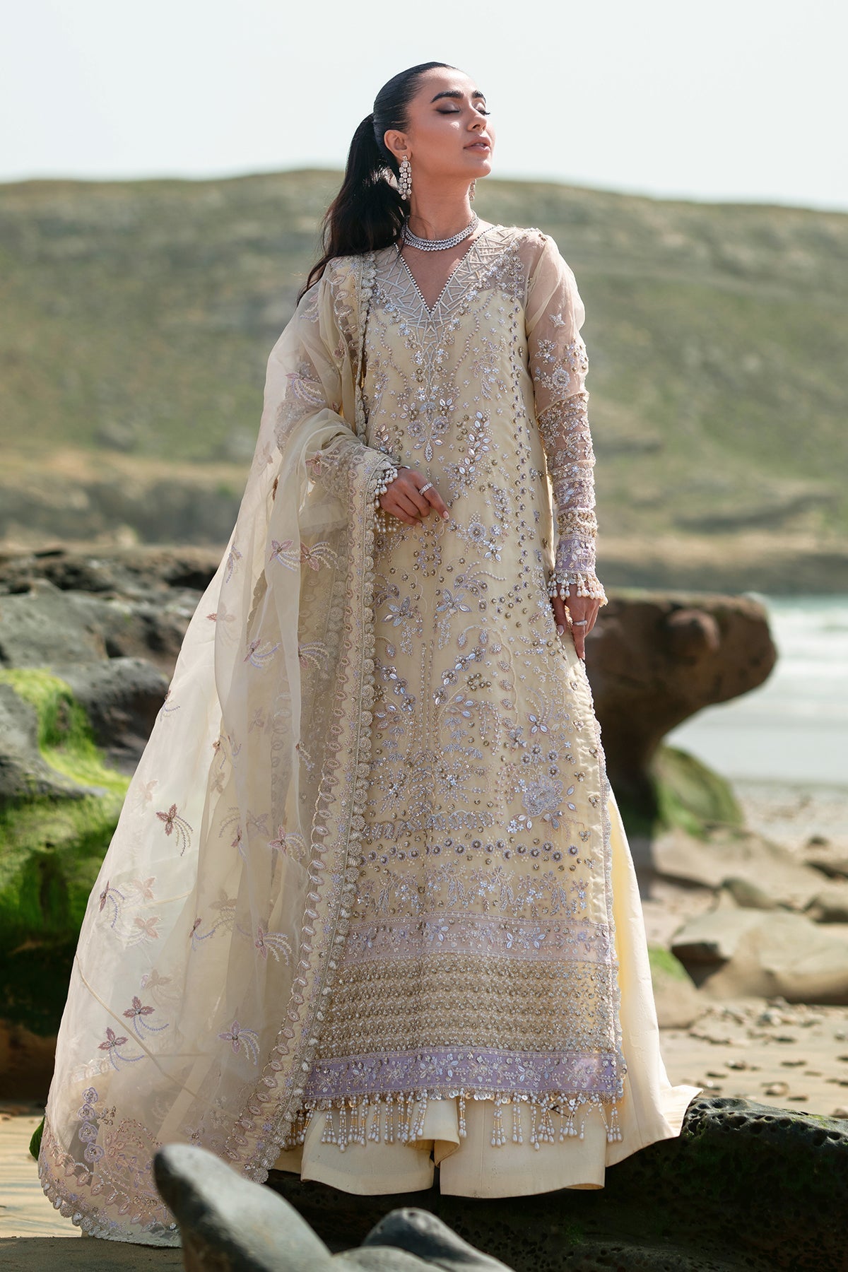 Emaan Adeel – Kamari Embroidered Organza Suit Unstitched 3 Piece EA24KR Ellie – Formal Collection