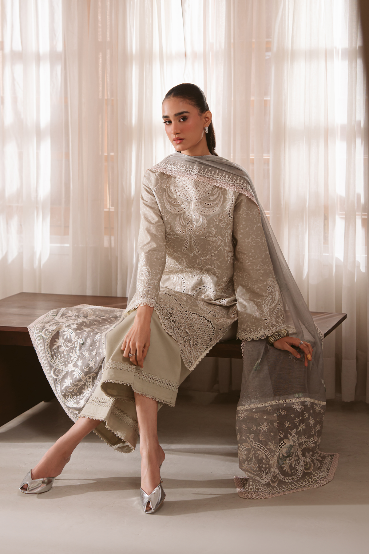 Serein By Ayzel Embroidered Lawn Suit Unstitched 3 Piece SAY26R VEYLIN – Summer Collection