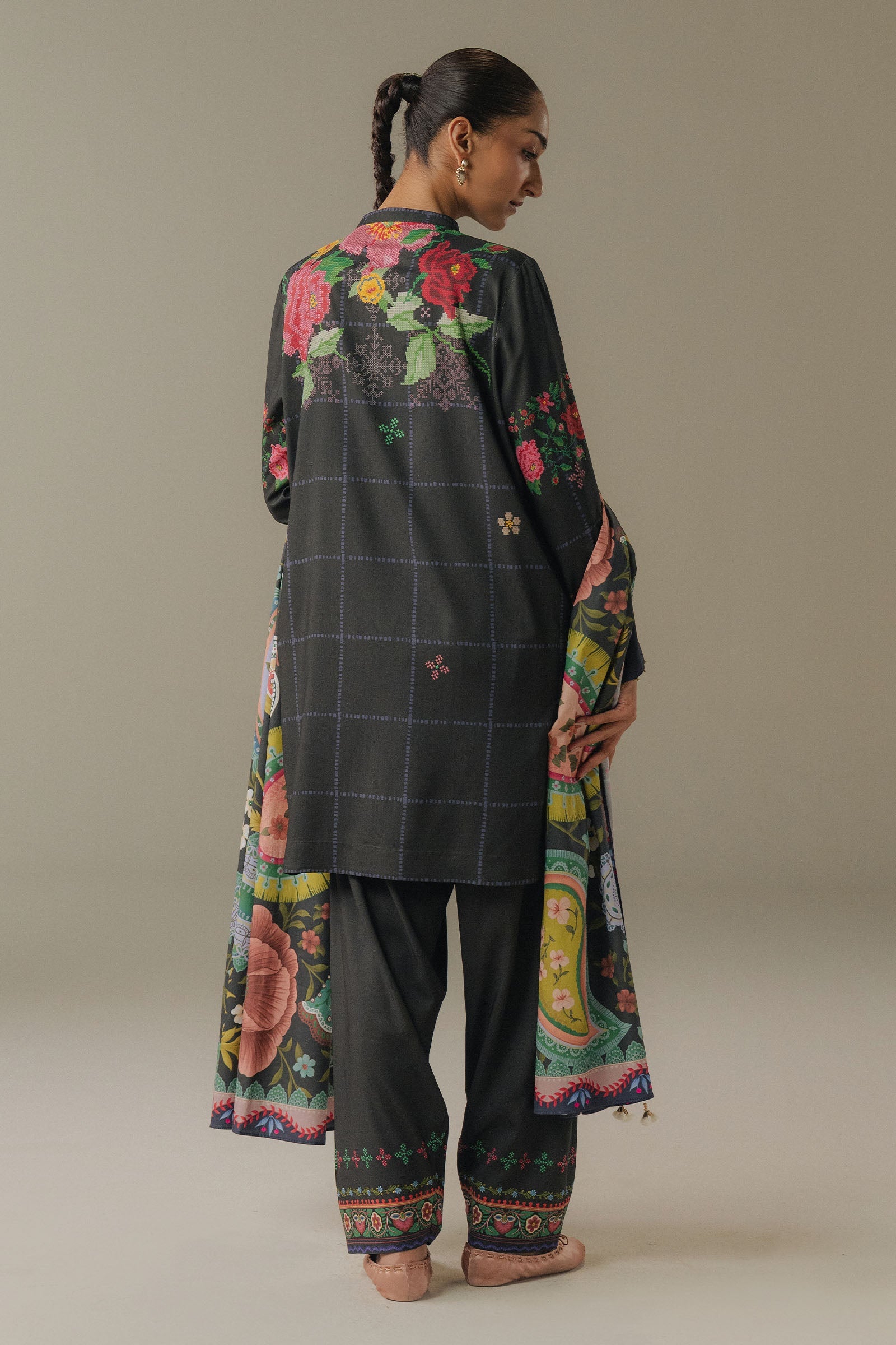 Coco by Zara Shahjahan Prints Unstitched Linen Suits 3 Piece CZS25PW Olive Hour D-5A – Winter Collection