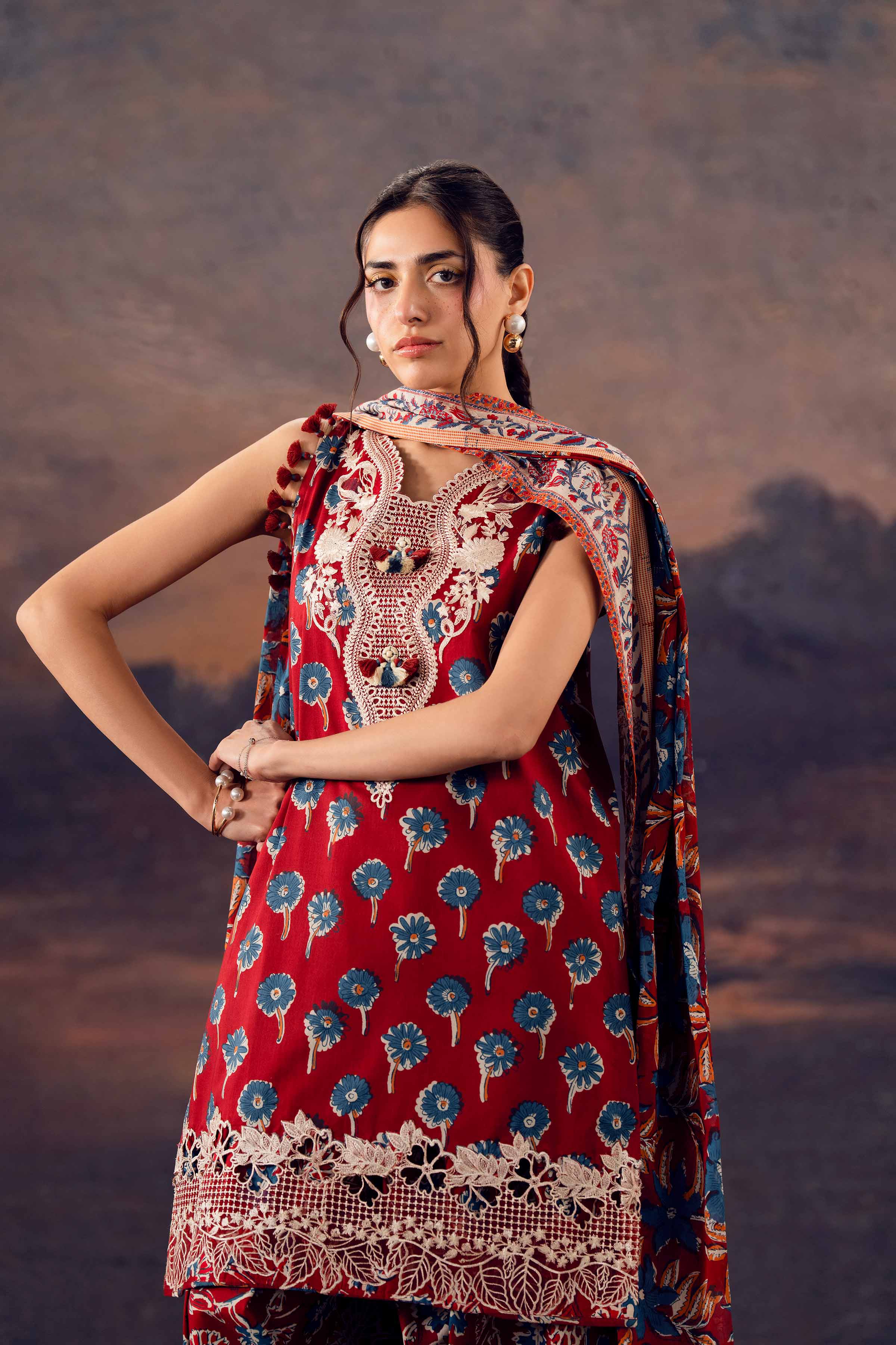 Nishat Unstitched Embroidered Lawn 3 Piece Suit – NL26-42601165 – Summer Collection