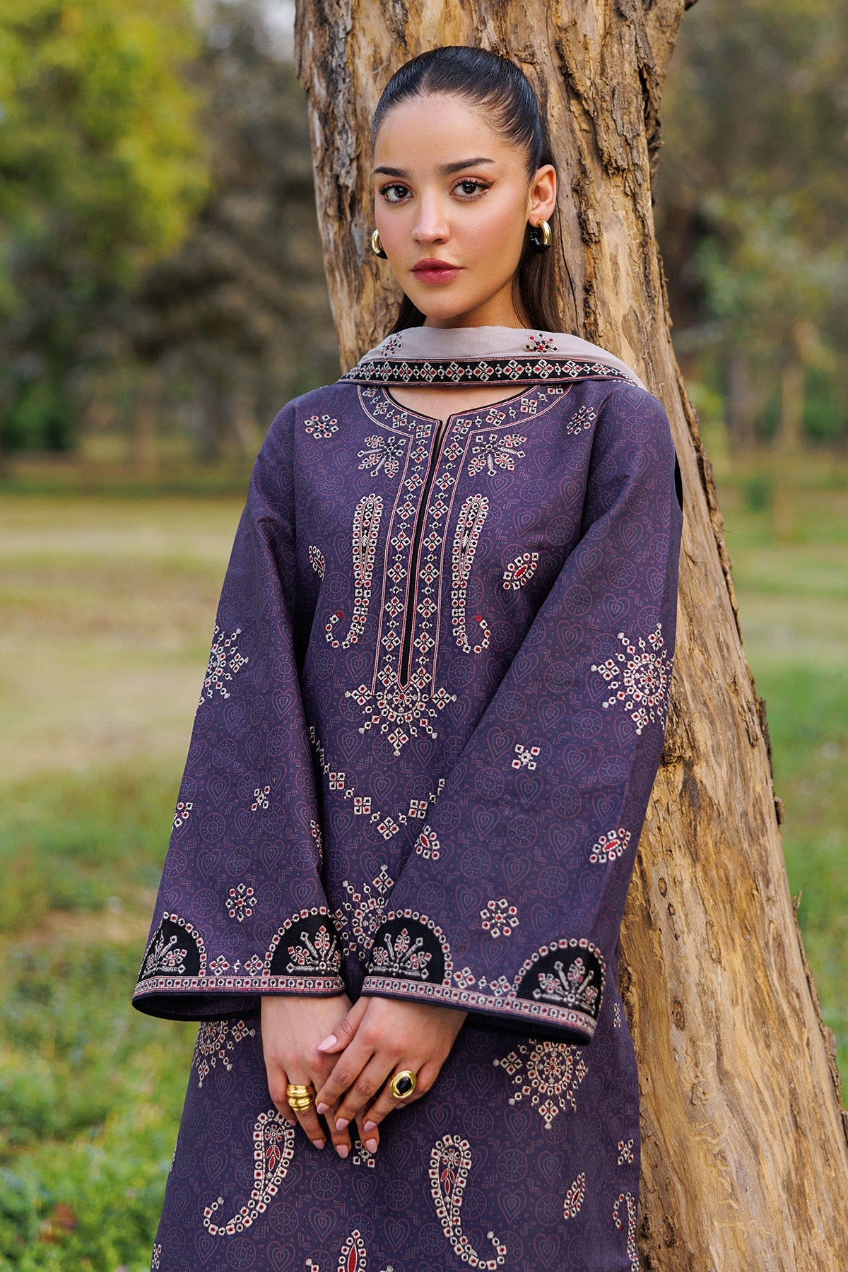 Jazmin Unstitched Luxury Embroidered Lawn 3 Piece Suit JAZ26L-9357 Summer Collection