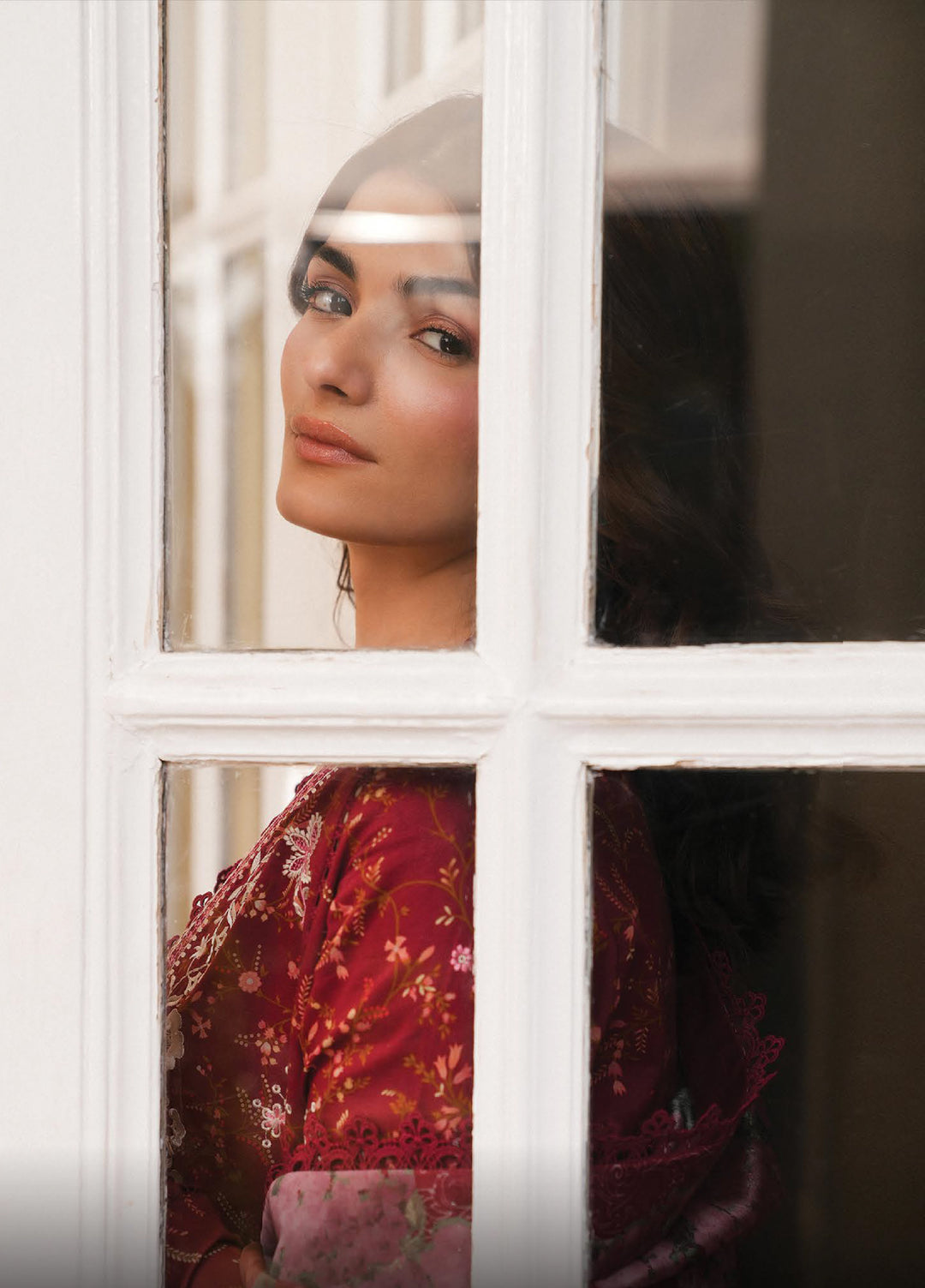 Florette by Afrozeh Unstitched Embroidered Lawn 3 Piece Suit AF26UFL D-06 ELYNDRA – Festive Collection