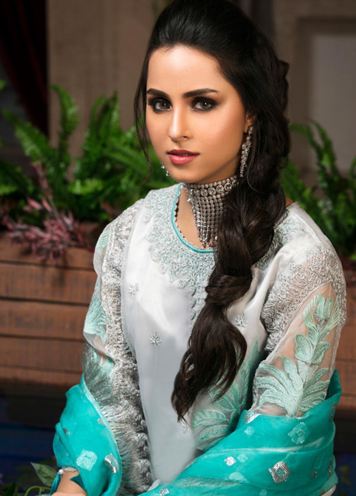 Zardaan – Guzillek Embroidered Organza Unstitched 3 Piece Suit GZK19ZD 05 Delicacy Persona – Luxury Collection