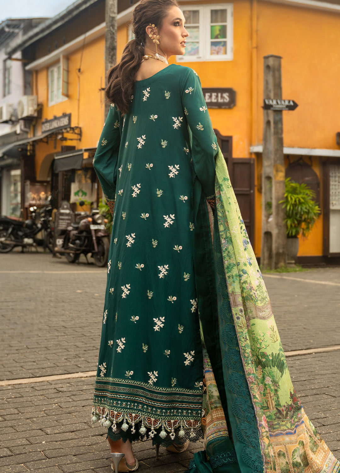 Neroli By Annus Abrar Unstitched Embroidered Lawn 3 Piece Suit ABR26UNL 03 Rela – Festive Collection