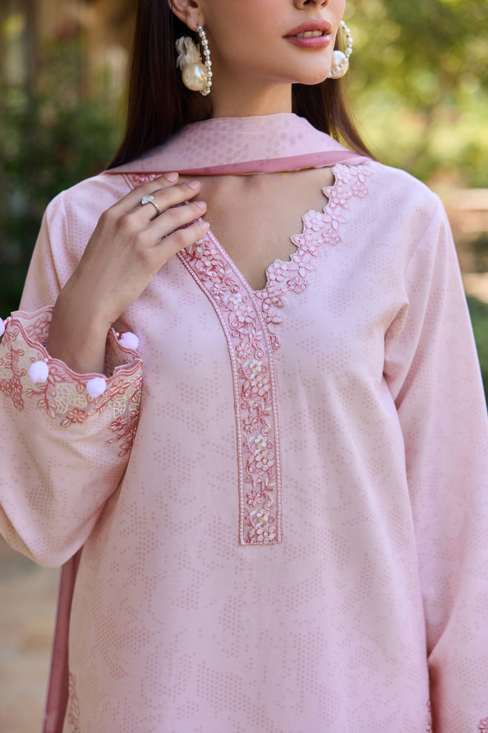 Baroque – Farasha Sorine Embroidered Lawn Unstitched 3Pc Suit BFL26- Cotton Blush