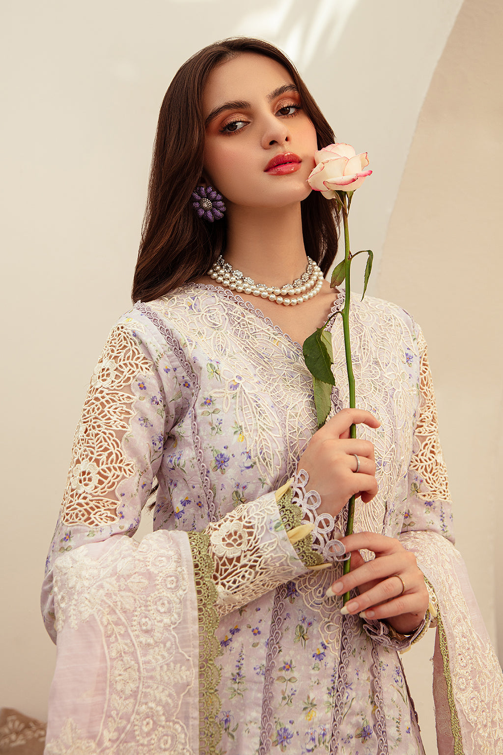 AJR Couture – Abbas Jamil Rajpoot Luxury Lawn Embroidered Lawn 3 Piece Suit APC-26-02- Aira