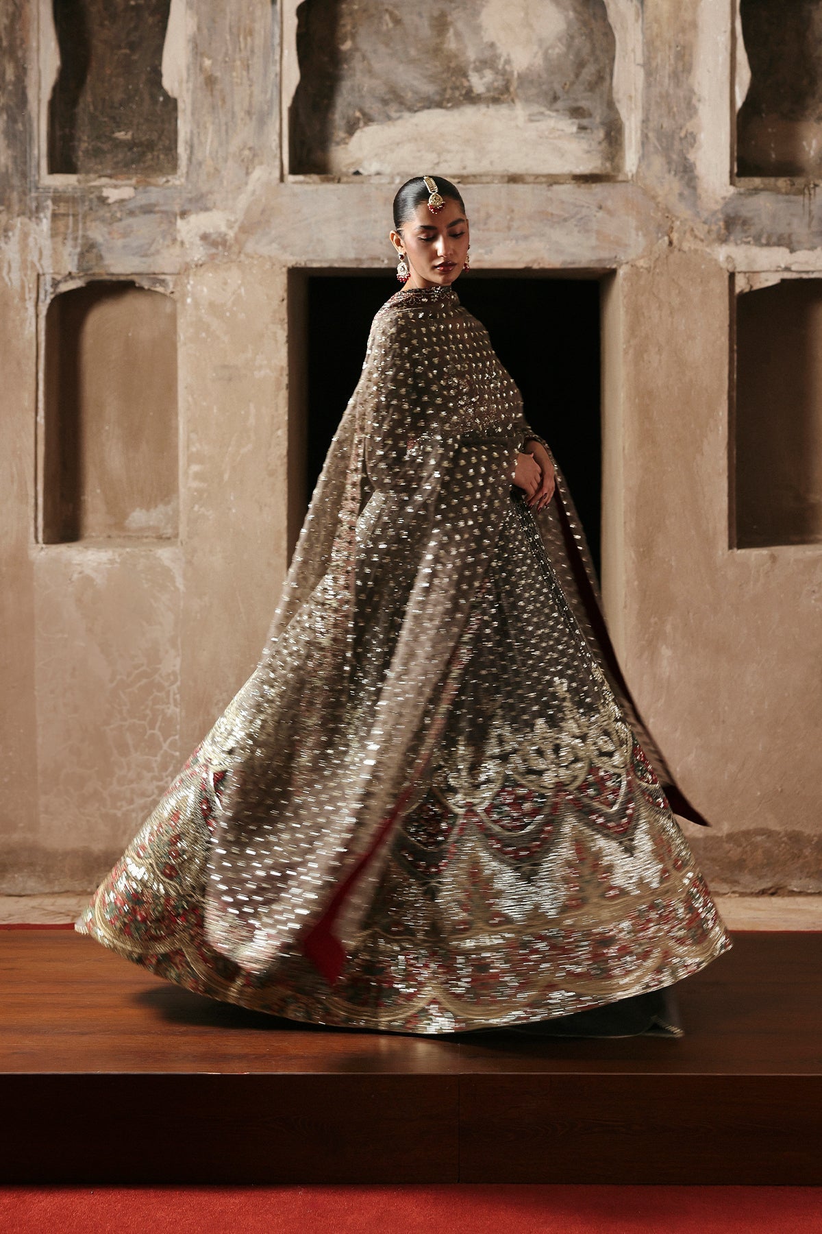 Kaashvi by Ayzel Unstitched Tissue Zari Embroidered Suits 3 Piece AAF25KW NIRVA AZW-25-V2-05 – Wedding Collection