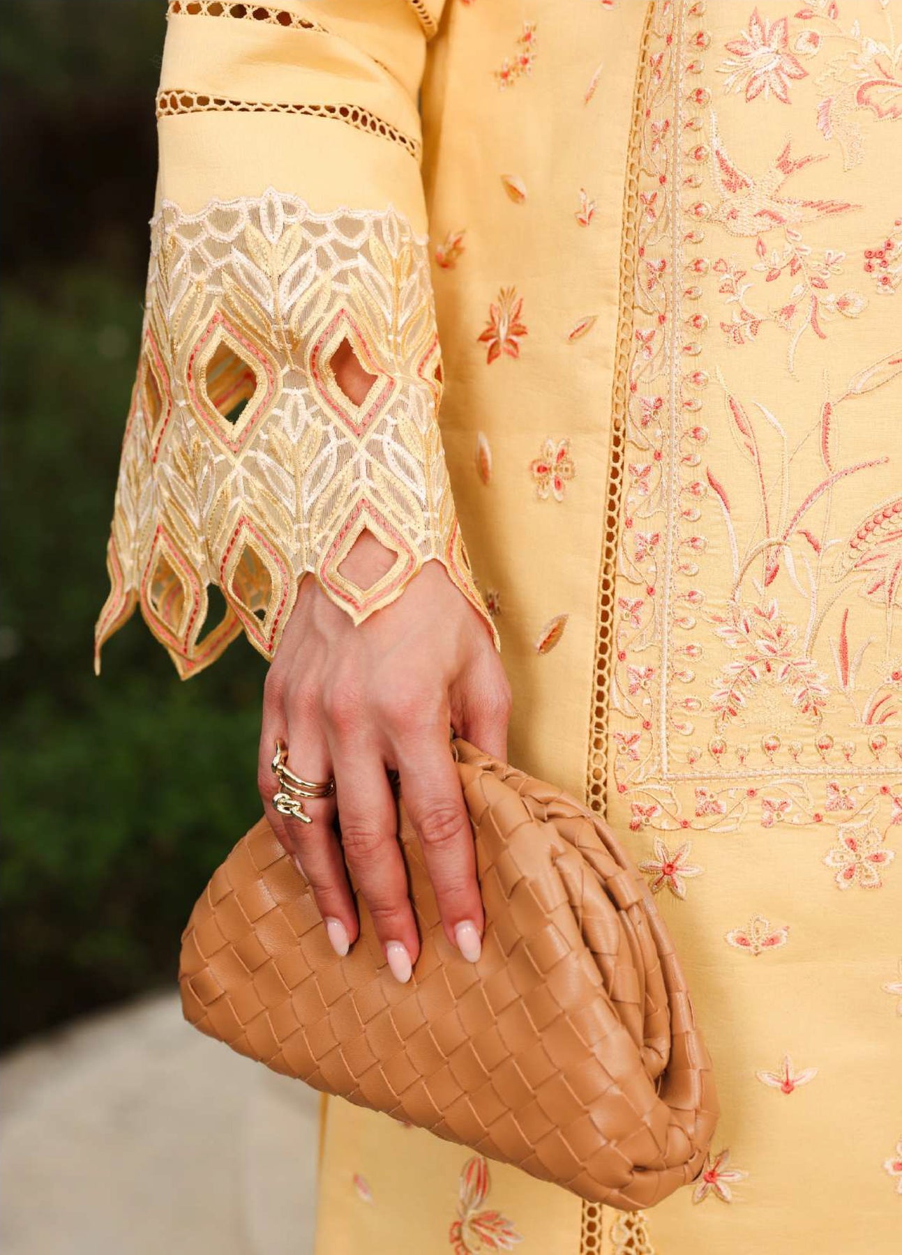 Florence by Rang Rasiya Unstitched Embroidered Lawn 3 Piece Suit RR26UFL Mirha – Summer Collection