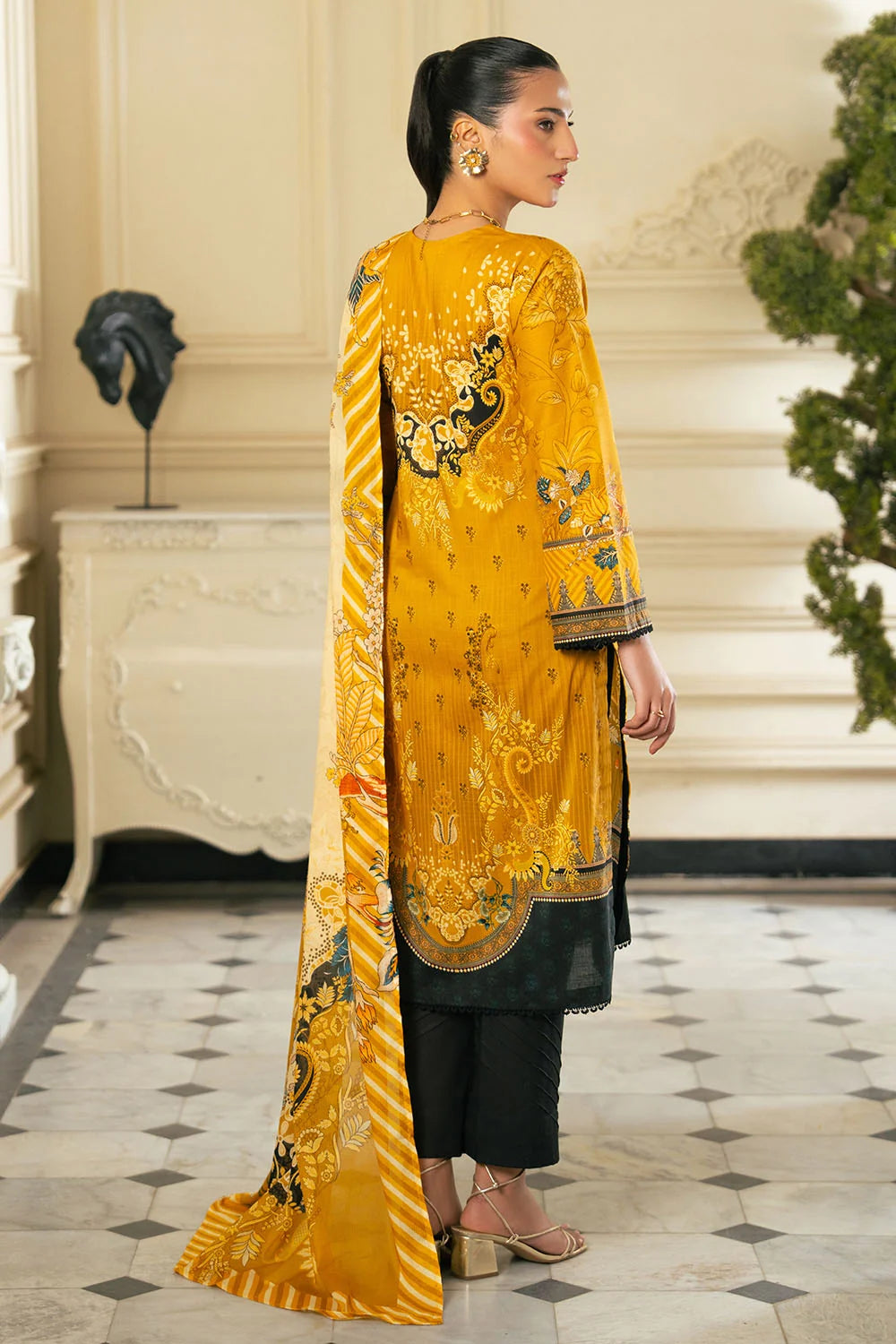 3 Piece Printed Cross Hatch Suit with Lawn Dupatta