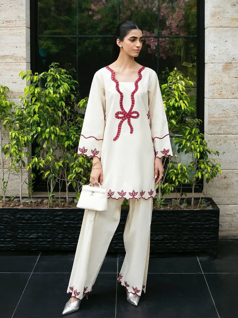 Zola Embroidered 3pc