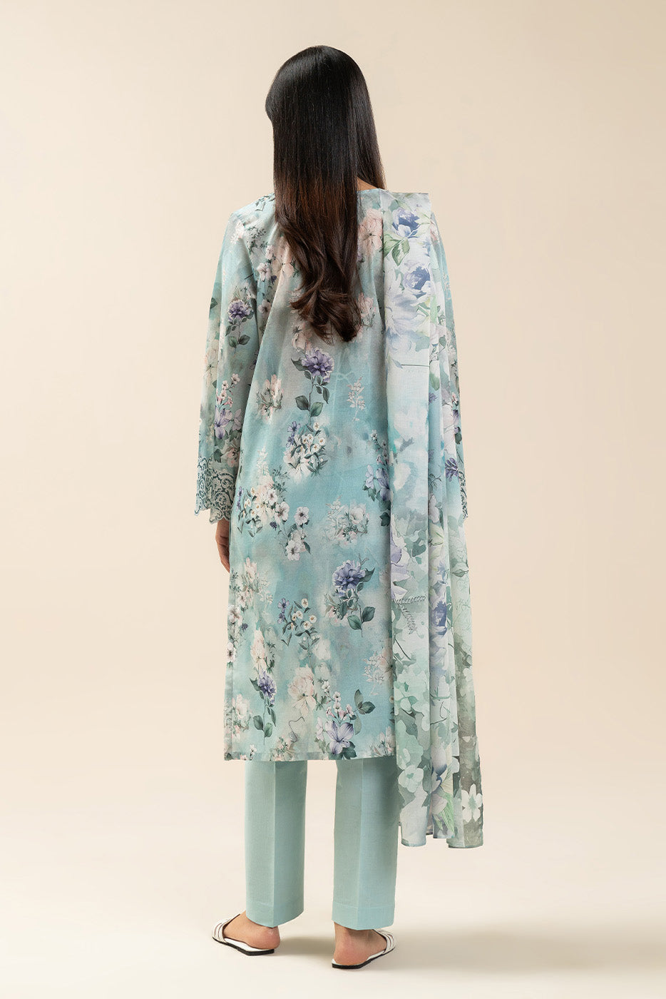 Beechtree Unstitched Embroidered Lawn 3 Piece Suit – CERULEAN RIVULET – Summer Collection