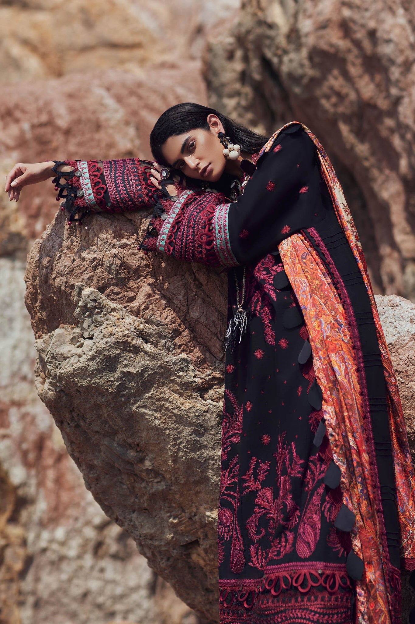 Mirage By Elan Embroidered Slub Khaddar Suits Unstitched 3 Piece EL22M EW21-07 MEDEA – Winter Collection –