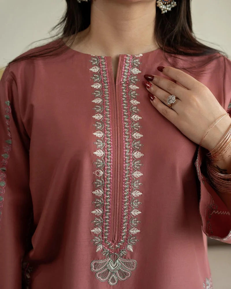 Falak Emb Farshi Shalwar Set