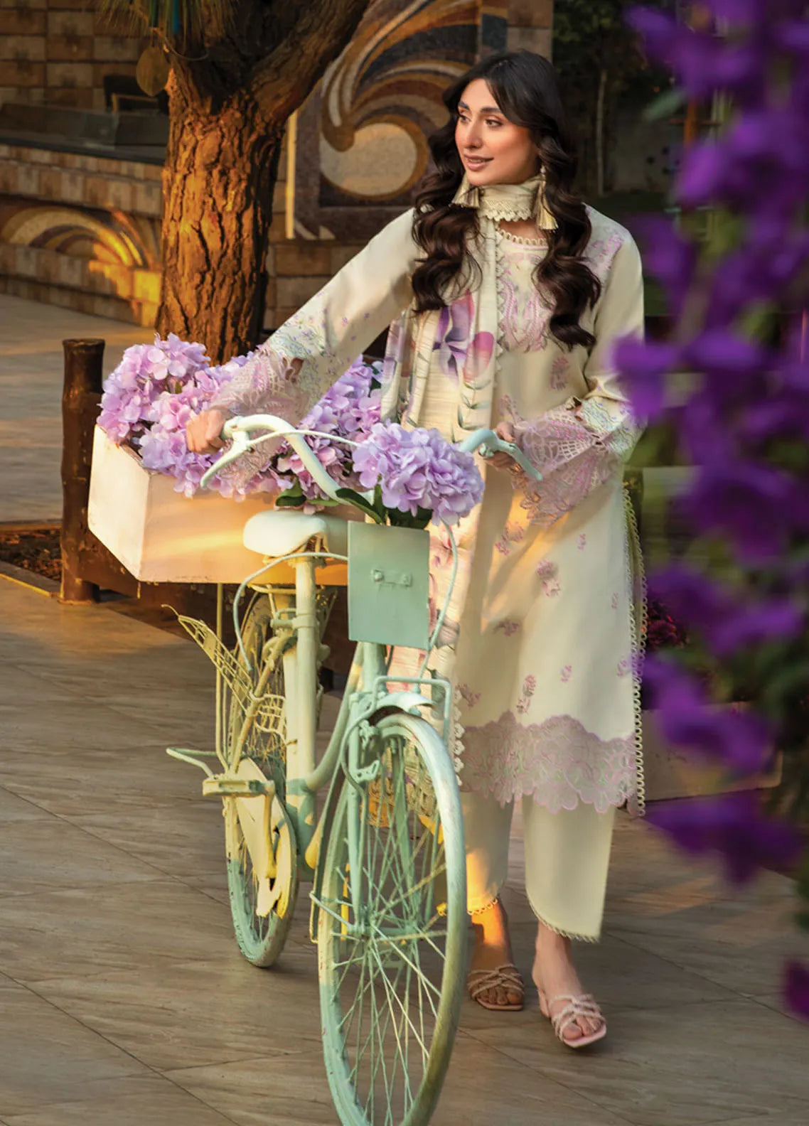 Rang Rasiya - Florence Embroidered Lawn Suit Unstitched 3 Piece RR25F D-09 Manah - Summer Collection