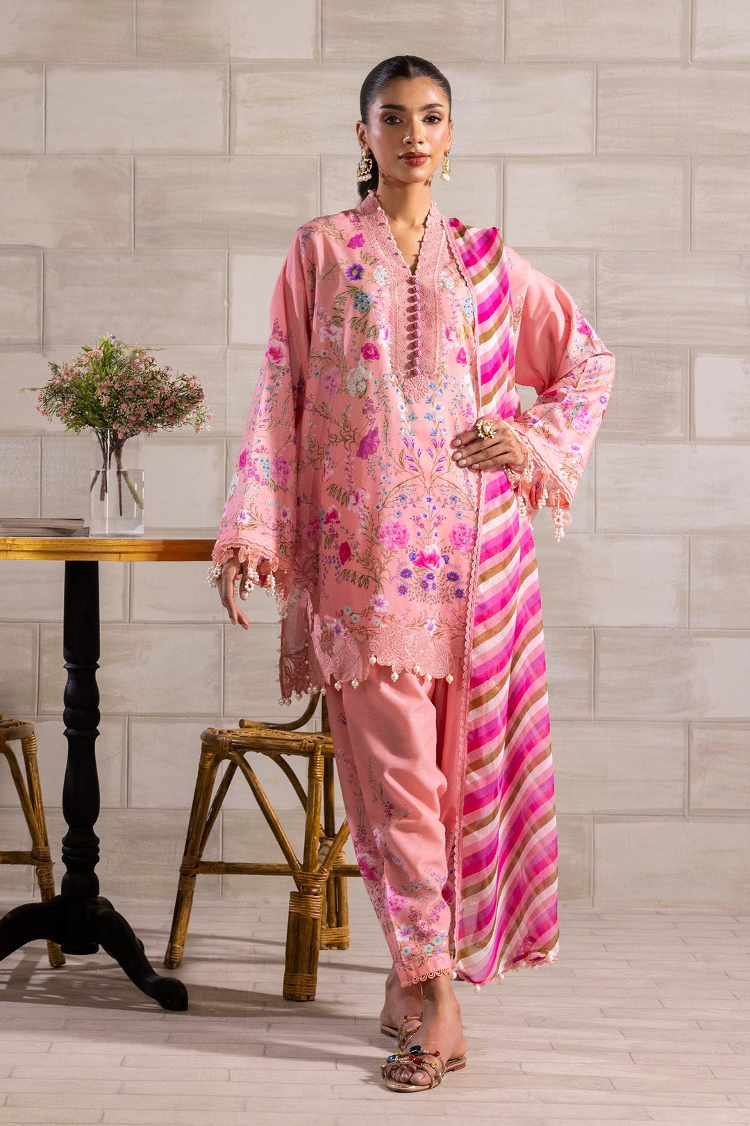Sana Safinaz Luxury Muzlin Embroidered Lawn – M251-024B-3CL