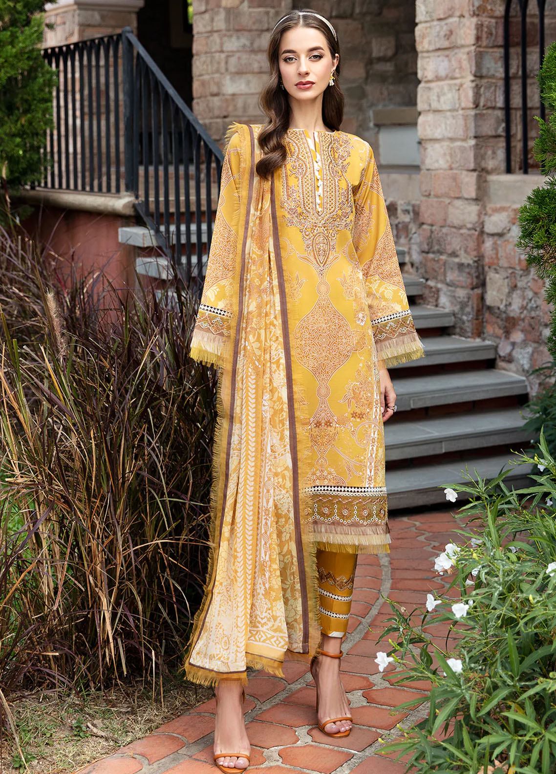 Gulaal Embroidered Lawn Suits Unstitched 3 Piece GL24SB D-02 Ceyda - Spring Summer Collection